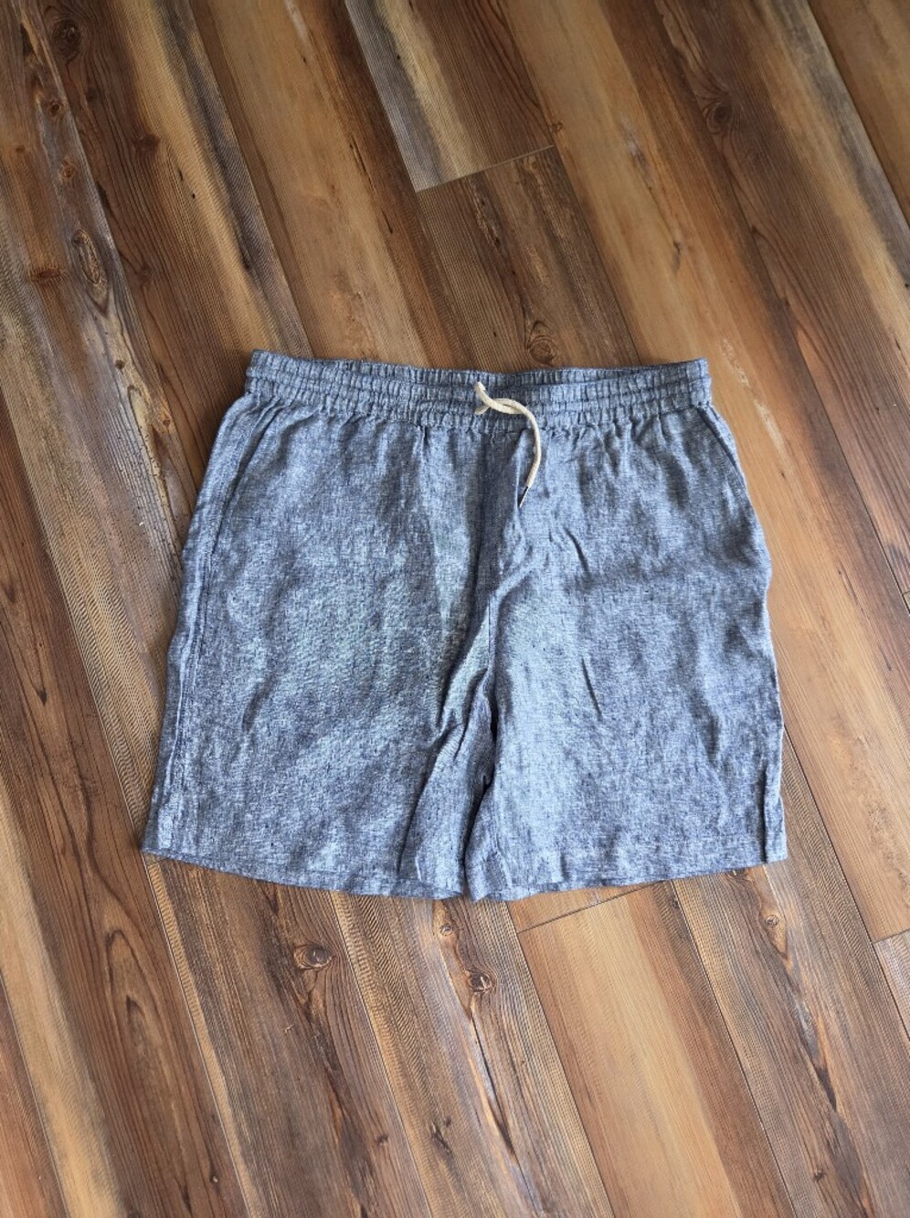Women's  Linen Elastic Waist Shorts Size L By Quince